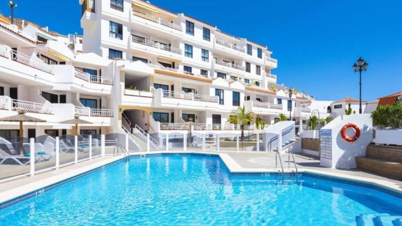 Greatly Located Apartment With Heated Pool, Los Cristianos 로스크리스티아노스 외부 사진