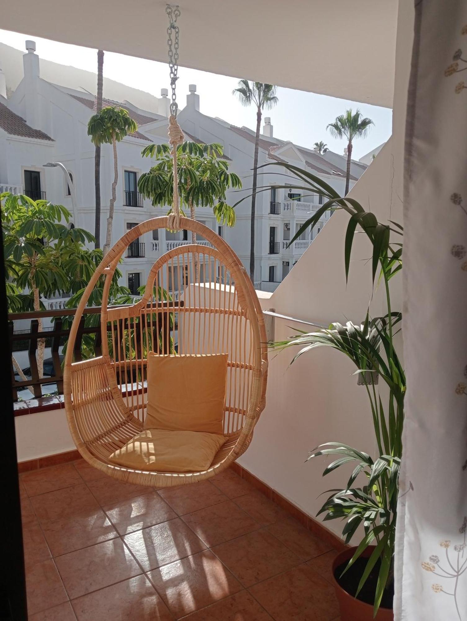Greatly Located Apartment With Heated Pool, Los Cristianos 로스크리스티아노스 외부 사진