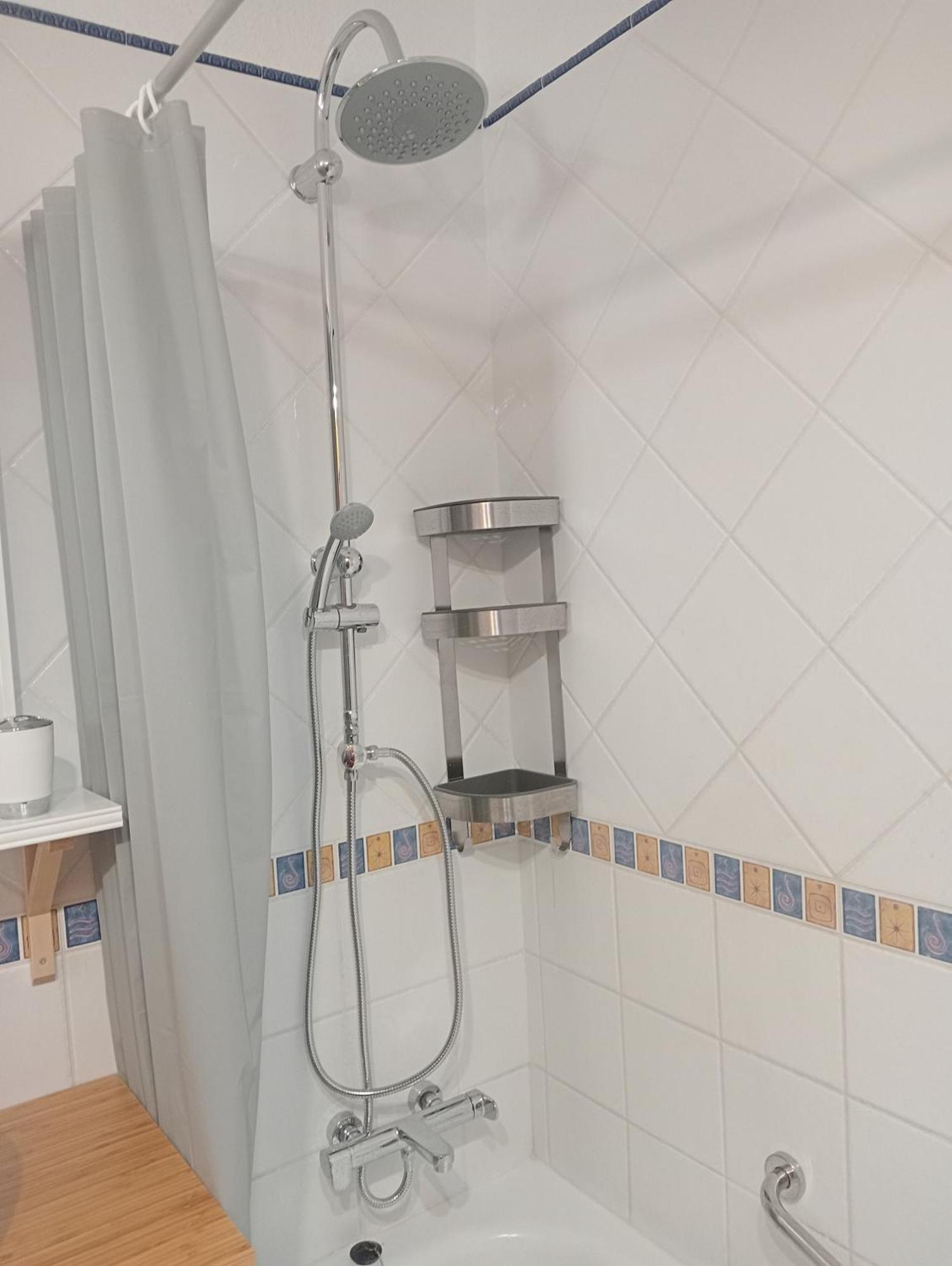 Greatly Located Apartment With Heated Pool, Los Cristianos 로스크리스티아노스 외부 사진