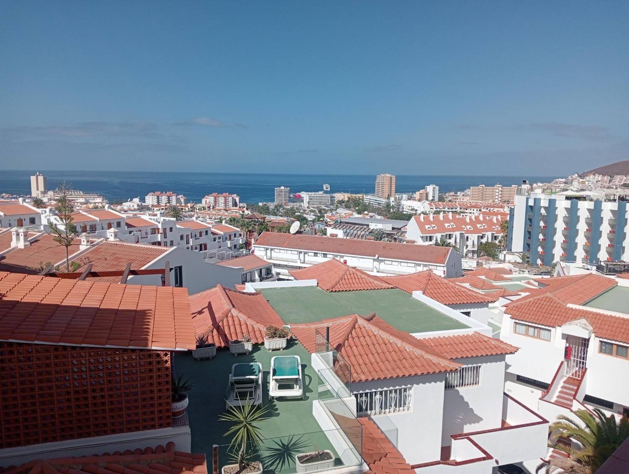 Greatly Located Apartment With Heated Pool, Los Cristianos 로스크리스티아노스 외부 사진
